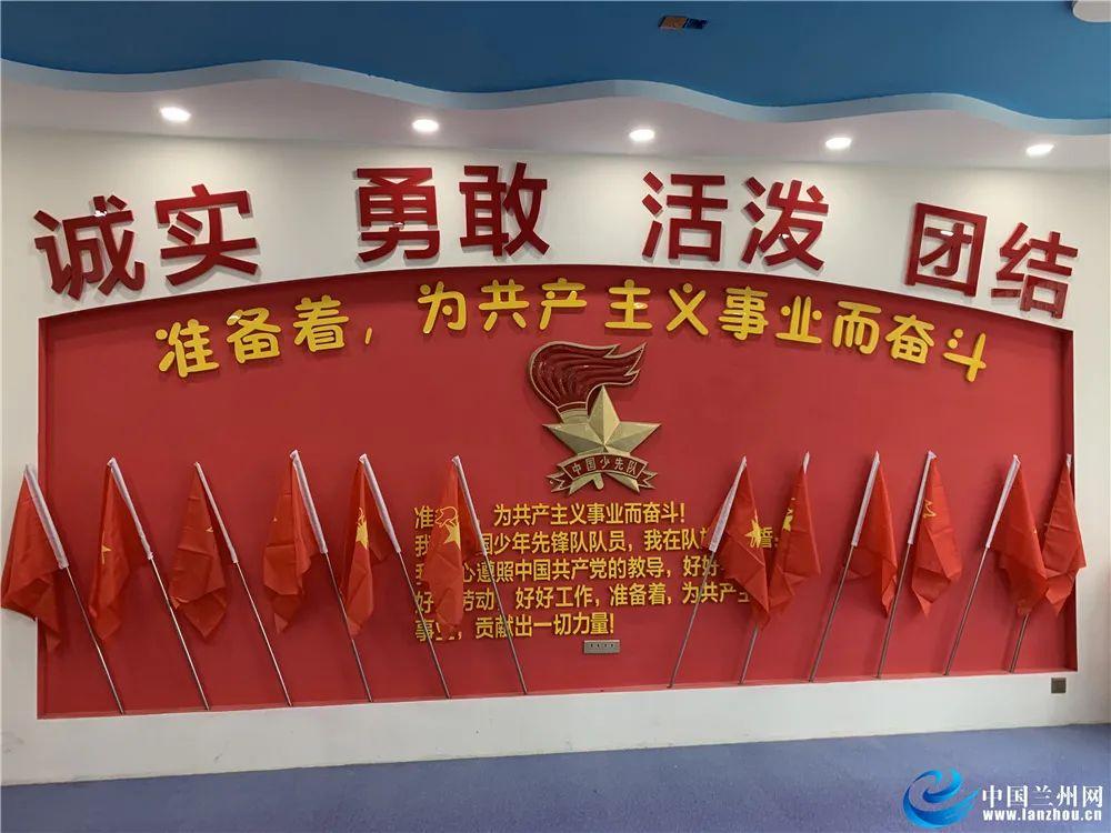 逃出郊外大别墅